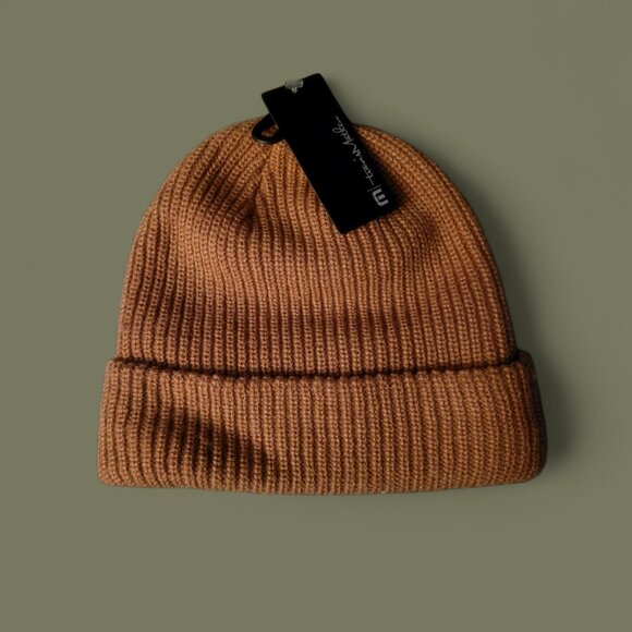Travis Matthew Beanie Hat - Picture 2 of 2